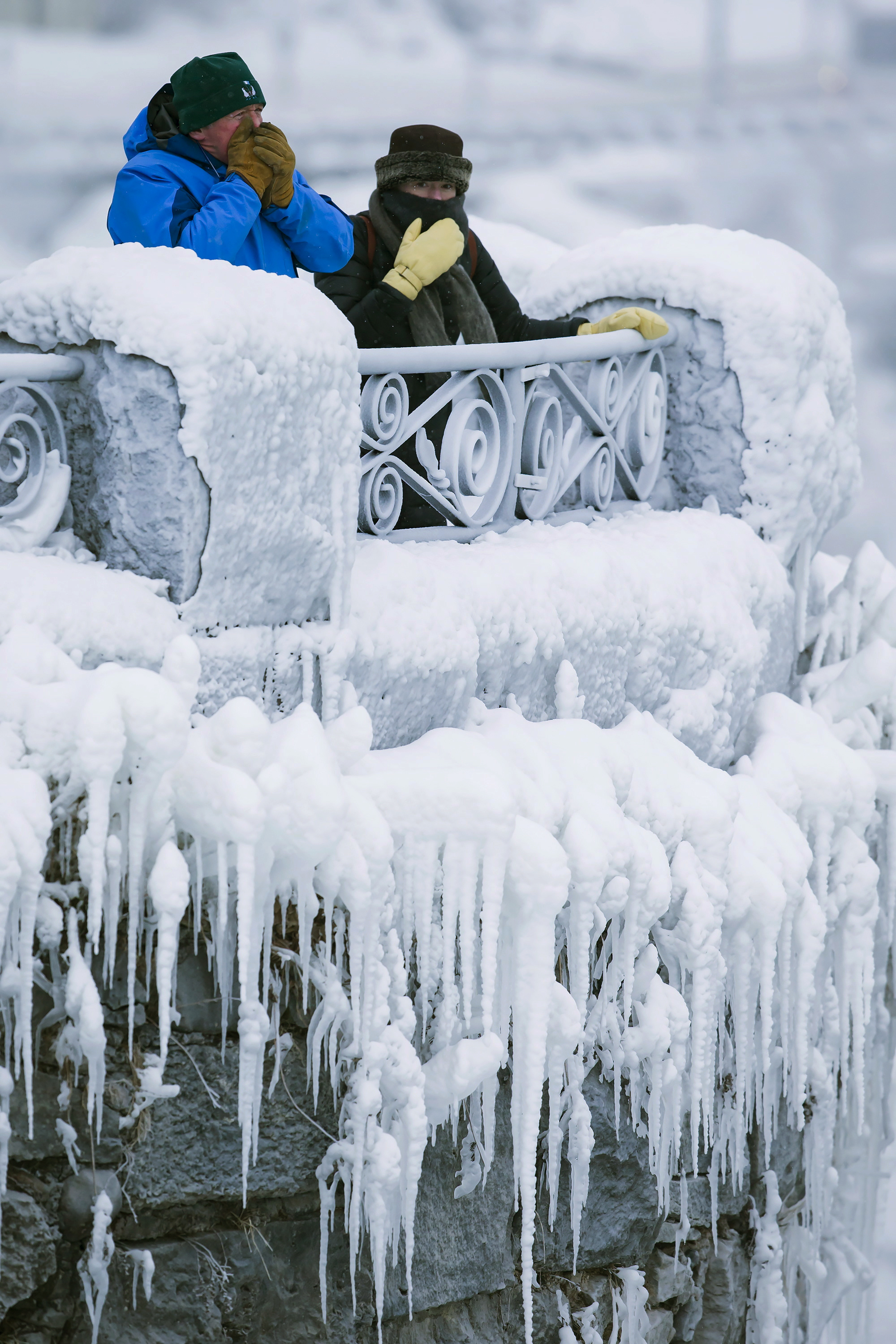 Cold Weather Niagara Falls