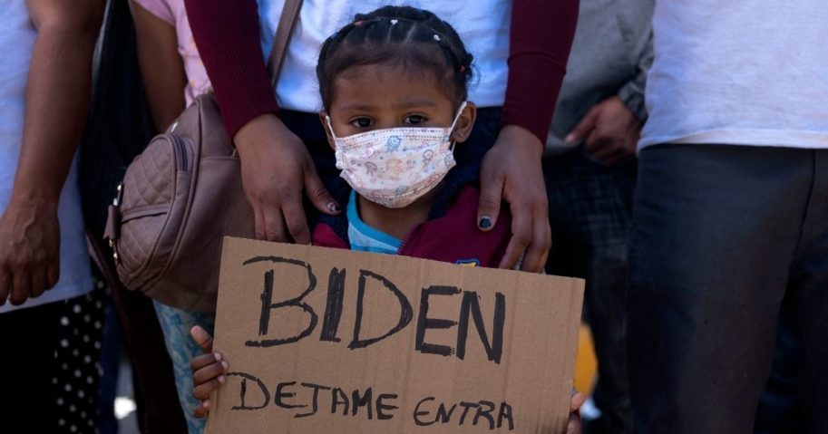 kid-migrants-913x479-1